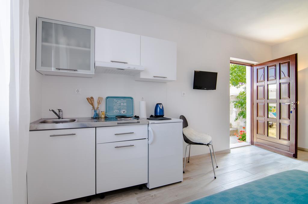 Studio Apartment Stella 拉宾 客房 照片
